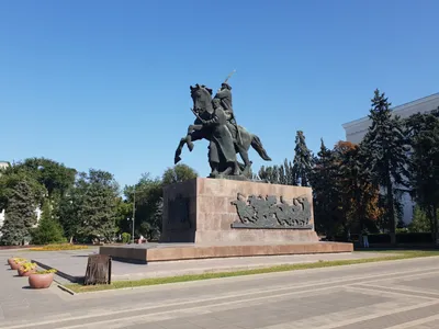 Памятник первой конной армии, жанровая скульптура, Ростов-на-Дону, площадь  Советов — Яндекс Карты