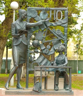Памятник первому коменданту Рейхстага Фёдору Матвеевичу Зинченко