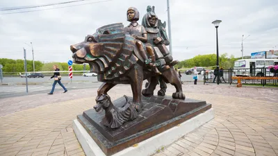Памятник героям сказки «Волшебник Изумрудного города» — ТИЦ Томск