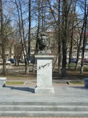 Дядя Коля, памятник инспектору ГАИ | Томск