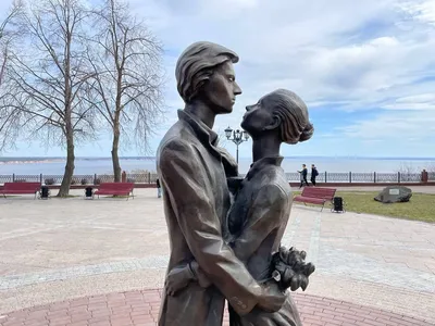 Фото на памятник ульяновск фотографии