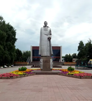 Памятник А.В. Суворову (Ульяновск - Ульяновская область)