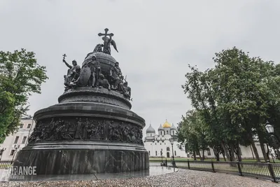 Памятник тысячелетия России, Кремль, Великий Новгород, Россия Стоковое Фото  - изображение насчитывающей тысячелетие, культура: 159979102