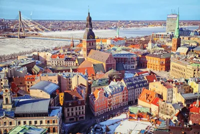 Латвия прекратила выдачу россиянам всех видов виз \"в связи с  непредсказуемым развитием\" политических событий в России | M.News World
