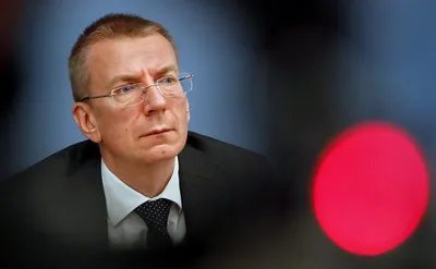 Латвия прекращает выдачу виз россиянам - Business FM Санкт-Петербург