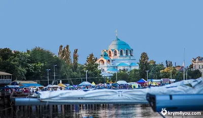 Евпатория. Набережная Терешковой стала \"ЗАБРОШКОЙ\". Почему работают не все  ФЦП Крыма? Капитан Крым - YouTube