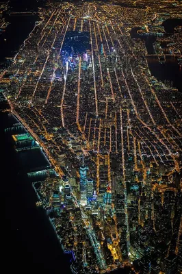 Вечерний Нью-Йорк с высоты 2285 м - фото с вертолёта