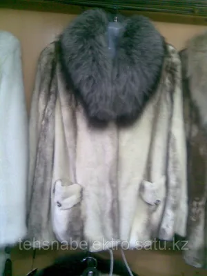 Норковая шуба с капюшоном Flaumfeder 617322003 цены в Рязани, купить  одежду, каталог, фото товара и доставка в интернет-магазине Снежная Королева