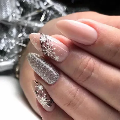 Новогодний френч-маникюр 2021 - фото-идеи и новинки! | Beauty hacks nails,  Cute acrylic nails, Christmas nails acrylic