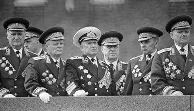 Файл:Парад Победы на Красной площади 24 июня 1945 г. (9).jpg — Википедия