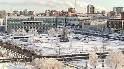 В Перми зажглись первые световые инсталляции к Новому году | 05.12.2023 |  Пермь - БезФормата