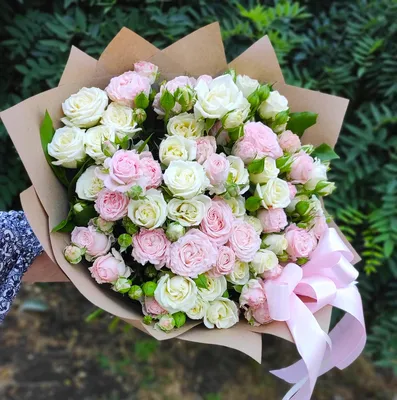 Букет из розовых пионовидных роз | доставка по Москве и области