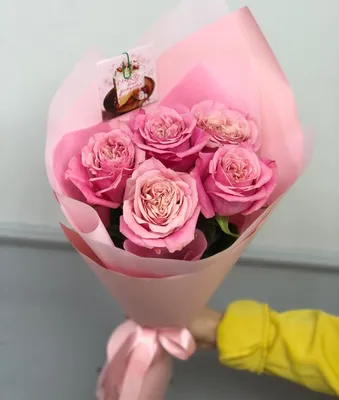 Этим летом: дуо-букет пионовидных роз и кружевной эустомы по цене 7390 ₽ -  купить в RoseMarkt с доставкой по Санкт-Петербургу