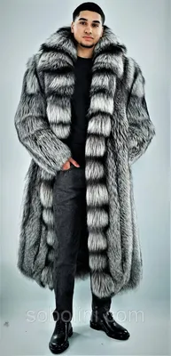 Парки✨Шубы✨Жилеты✨Индпошив's Instagram profile post: “#sale  1650$📛📛📛Роскошная шубка из меха чернобурки с капюшоном, … | Fur  clothing, Fur hood coat, Fur fashion