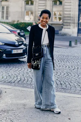 According to Paris Fashion Week Street Style, You'll Need a Foulard or  Scarf for Spring | Vogue