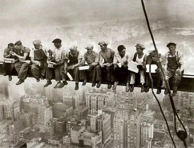 25 головокружительных фотографий со строительства небоскребов Нью-Йорка