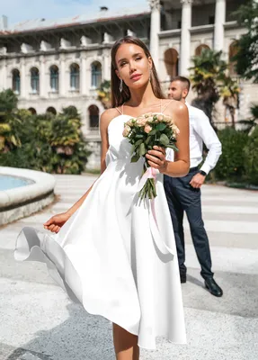 Свадебное атласное платье миди на тонких лямках с красивой спинкой Mila  White | Vivabride