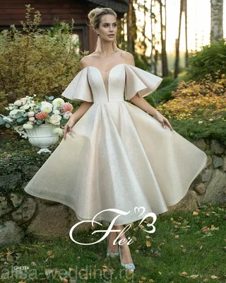 GRETTA\" - блестящее свадебное платье в длине миди купить по цене 36 300  руб. в Санкт-Петербурге | Свадебный салон Alisa Wedding