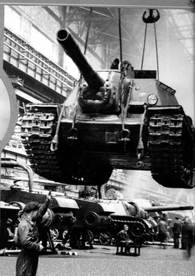 Танк-памятник Т-70М