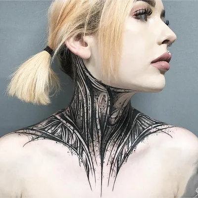 Татуировка женская графика на спине и шее узор 2316 | Art of Pain