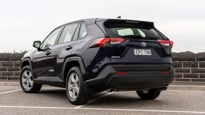 2023 Toyota RAV4 Review | AutoTrader.ca