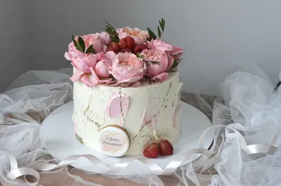 Торт на день рождения девочке 1 год — на заказ по цене 950 рублей кг |  Кондитерская Мамишка Москва
