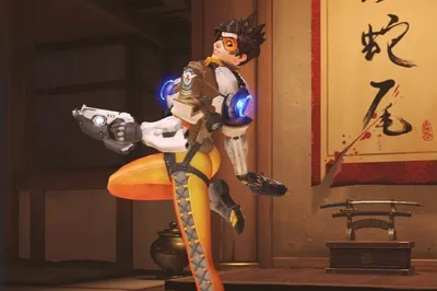 How old is Tracer in Overwatch 2?