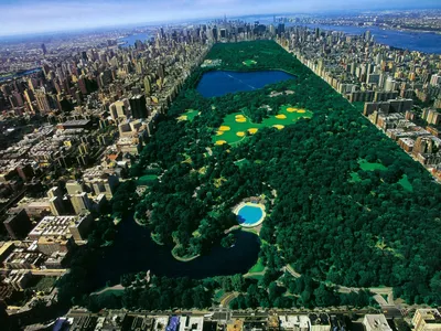 Центральный парк во время осени в Нью-Йорке Стоковое Фото - изображение  насчитывающей городск, красивейшее: 154341018