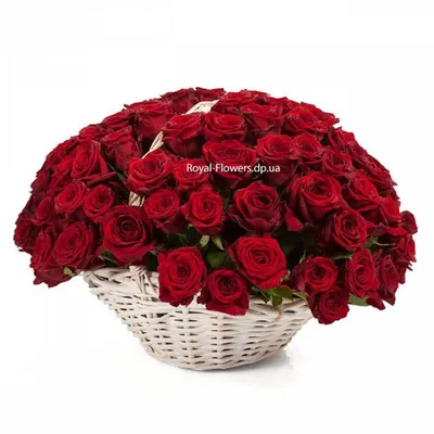 Купить Розы в корзине 51шт (сердце) по низким ценам с доставкой в Москве