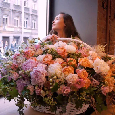 Корзина из 101 розы (40 см) заказать с доставкой в Челябинске - салон «Дари  Цветы»