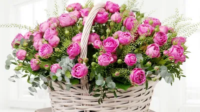 Корзина с нежными цветами - Доставка свежих цветов в Шарыпово