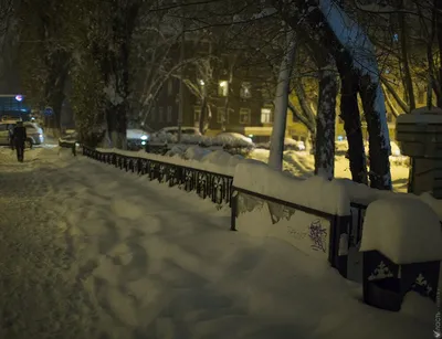 Москва ночью , зимой с снегопадом» — создано в Шедевруме