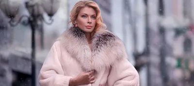 Какие шубы из искусственного меха носить этой зимой | Vogue Russia