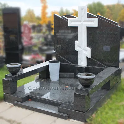 Памятники с портретом в стекле, на одного, на двоих, цена в Киеве