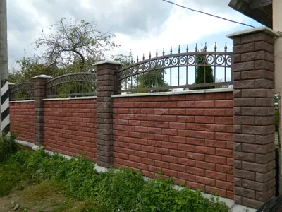 Кирпичный забор: монтаж заборов из кирпича в Нижнем Новгороде