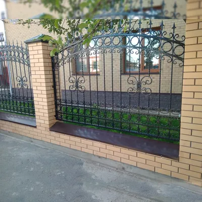 Забор из кирпича, кладка столбов Киев | Цена за метр от 2500грн