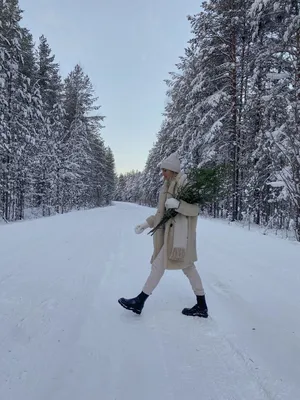 Девушка в лесу | Зимняя фотография, Лес, Идеи для фото