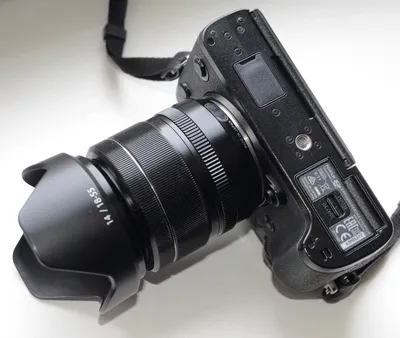 Цифровая фотокамера Fujifilm X-T1 Graphite Silver Edition Body + Объектив  XF 35mm f/2 R