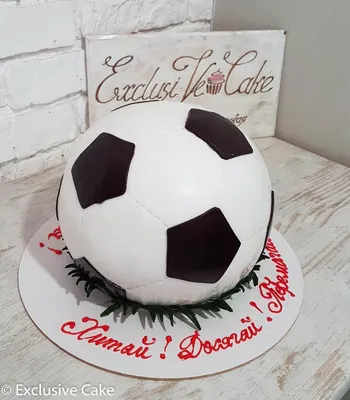 Торт футбольный мяч для девочки на заказ в СПб | Шоколадная крошка