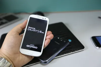 Amazon.com: Samsung Galaxy S3 SCH-I535 Verizon Phone, 16GB, Marble White :  Electronics
