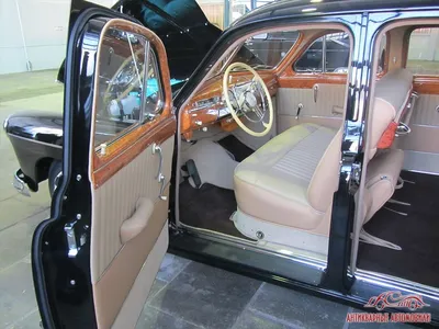 1954 GAZ 12 Zim Limuzína | The GAZ 12 ZIM was the successor … | Flickr