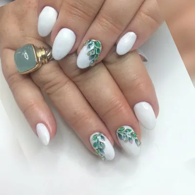 Маникюрная студия Nail Yard - 🌹Изящный маникюр с покрытием PROSTYLE GEL–  это отличный способ подчеркнуть свою женственность и тонкий вкус. 🎨Для  создания стильного нейл-арта используются жидкие камни для ногтей, которые  помогают создать