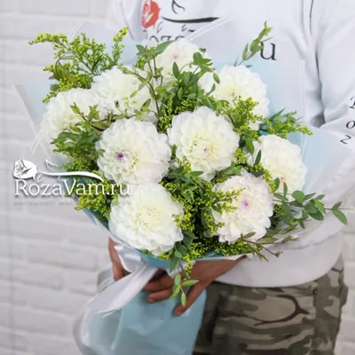 Букет искусственных цветов, пластик, в виде георгин, 7 цветков, 3 цвета,  арт 01 (534-011) купить оптом в г. по цене 148.06 ₽ - galacentre.ru