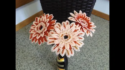 ГЕРБЕРА из БИСЕРА. Tutorial: Beaded Gerbera. МК. Часть 1/3 | French beaded  flowers, Seed bead flowers, Beaded flowers