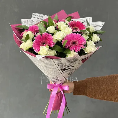 Букет герберы с кустовой розой Джэ — купить в Екатеринбурге