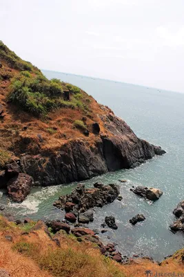 India, Karnataka, Gokarna, one of the most sacred places in Southern India  for Hindus, large basin Stock Photo - Alamy