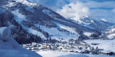 Лыжный курорт Ellmau Альпов в Австрии Редакционное Фото - изображение  насчитывающей австралии, подъем: 50383881