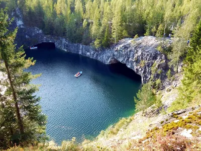 Рускеала, Горный Парк / Ruskeala, Mining Park - 8 марта в Горном парке « Рускеала» ⠀ Дорогие девушки, поздравляем вас с Наступающим 8 марта! 🌸  Отвечаем на вопрос, какая погода в парке? ⠀