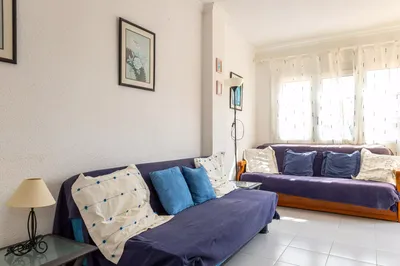 Гостиная с двумя трехместными диванами - Jávea.com | Xàbia.com