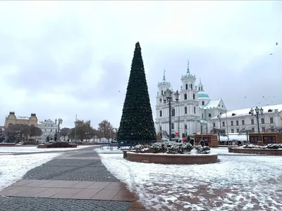 Grodno.in - Невероятные снежные пейзажи. Мирский замок зимой с высоты  птичьего полета → https://grodno.in/news/37452 | Facebook